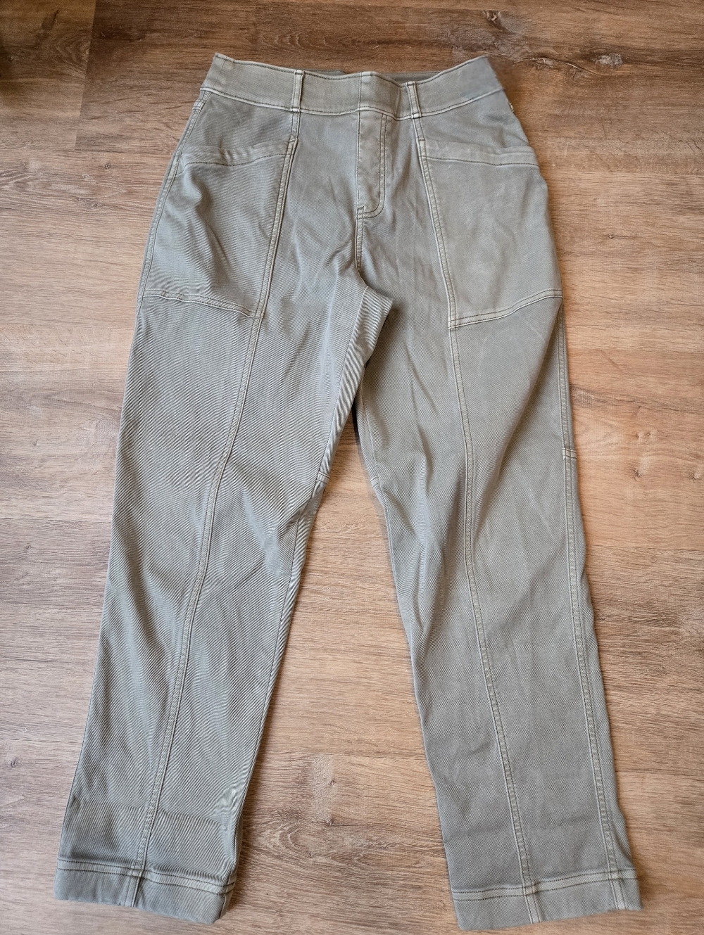 Spanx Stretch Twill Straight Leg Pants in Olive Oil Size M - Picture 3 of 11
